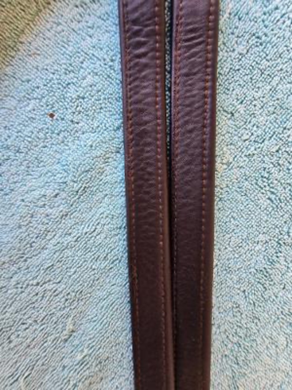 CWD leathers barely used all best quality leather on both sides no nylon - Picture 6 of 7